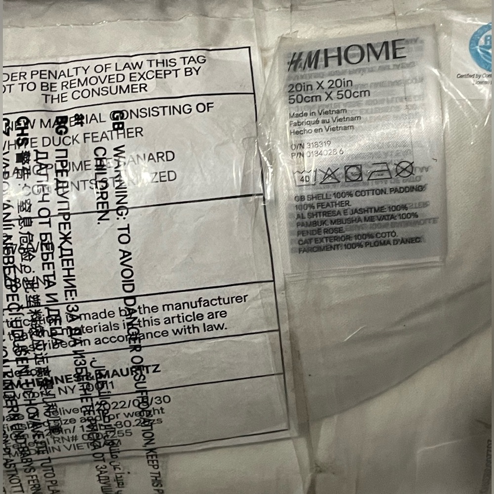 H&M Feather Filing Pillow Insert 20x20 - Picture 3 of 3